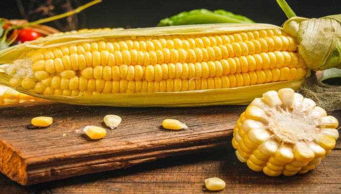 水煮玉米要煮多久 水煮玉米需要多长时间