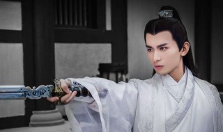 琉璃中璇玑和昊辰的关系 琉璃中璇玑和昊辰的关系是什么