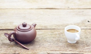 如何正确清洗紫砂壶（紫砂壶怎么清洗与保养方法）