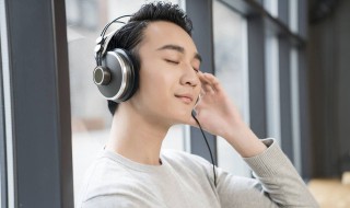 枯叶蝶歌词（许嵩枯叶蝶歌词）