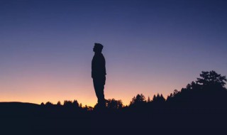 中年人微信昵称（网名女中年人微信昵称）