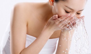 脸上小疙瘩怎么解决 脸上小疙瘩怎么解决用什么药