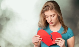 女生熬夜说说心情短语（女生熬夜说说心情短语把天熬死）