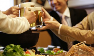 喝酒第二天胃难受怎样缓解（喝酒第二天胃难受怎么办快速缓解）