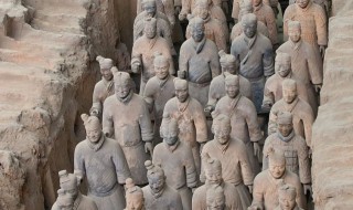 秦始皇兵马俑的介绍（秦始皇兵马俑的介绍500字）