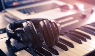 谭晶定风波歌词完整版（歌曲定风波谭晶视频）