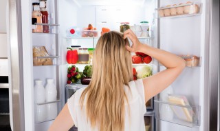 冰箱发热异常怎么处理（冰箱发热异常怎么处理方法）