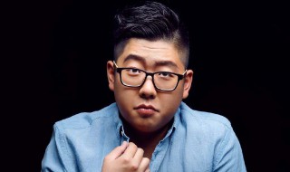 平凡的荣耀曾浩的扮演者 平凡的荣耀新来的老总