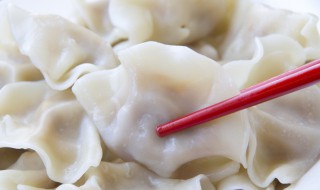 包饺子不粘有什么方法（包饺子不会包）