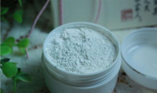 牙粉的使用方法（牙粉和牙膏一起用还是单独用）