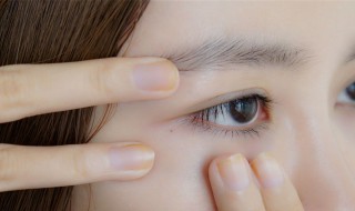 眼睛变大的自然方法(眼皮松弛下垂最好解决方法)