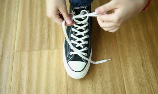 系鞋带的多种方法 系鞋带的多种方法