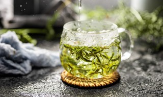 信阳毛尖的冲泡方法 信阳毛尖的冲泡方法视频