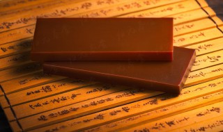 阿胶真假怎么鉴别方法（阿胶太便宜了是不是假的）