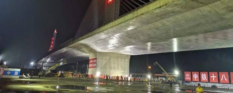 保定南站建在清苑哪里啊（保定南站建在清苑哪里啊保定南三环什么时间开I）