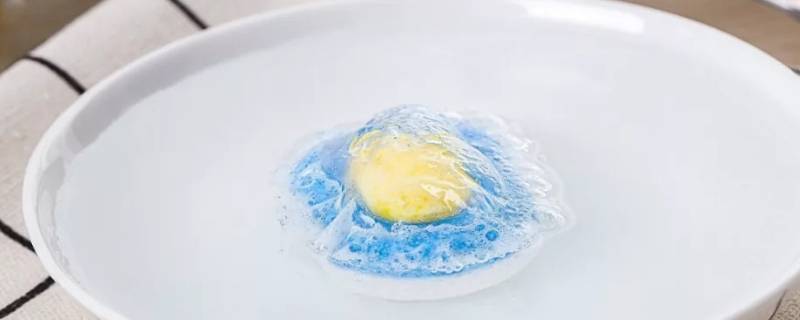 洗碗块外面的塑料膜要撕掉吗（洗碗块的膜要去掉吗）