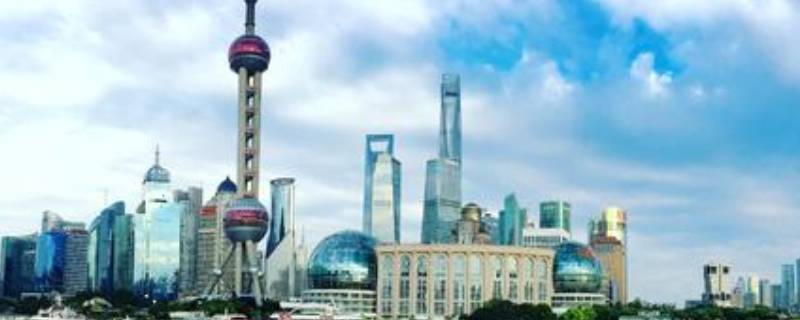 东方明珠几点亮灯 东方明珠几点亮灯时间