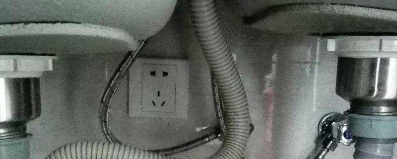 洗手盆下水管堵塞怎么疏通 怎样疏通马桶下水道小窍门