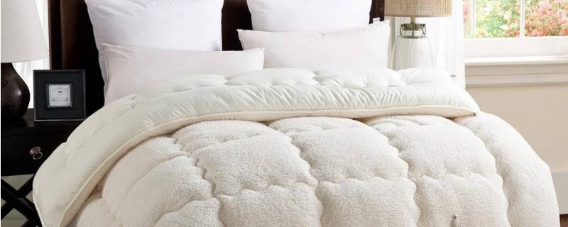 被子太厚洗衣机洗不了怎么办（被芯发黄太严重怎么洗妙招）