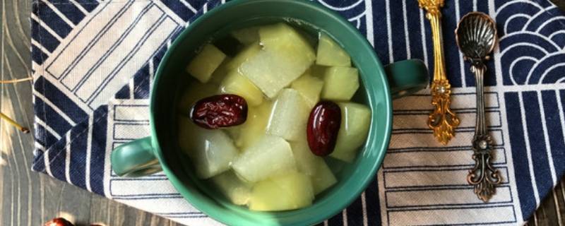 煮梨水都放什么东西 为什么咳嗽不建议喝梨炖冰糖