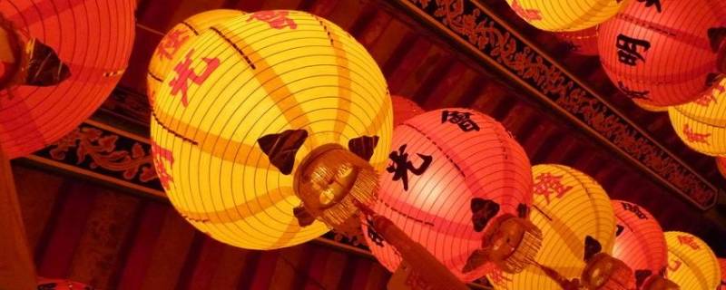 灯笼代表着什么象征意义（灯笼代表着什么象征意义的意思）
