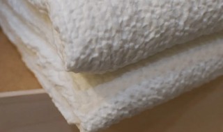 盐缩棉可以熨烫吗（盐缩棉可以熨烫吗怎么熨）