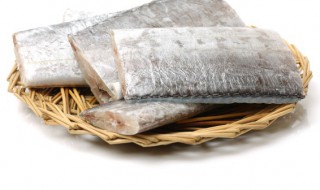 带鱼放冰箱一年能吃吗（带鱼放冰箱一年还能吃吗）