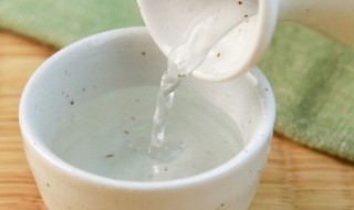 斑蝥泡酒精泡多长时间（斑蝥泡酒用量）