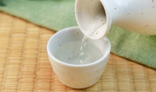泡的药酒能保持多长时间（药酒应该泡多长时间）